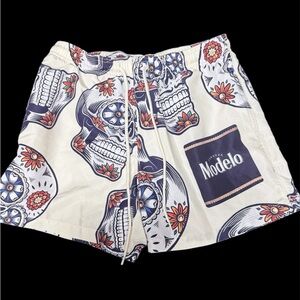 Modelo Swim Trunks